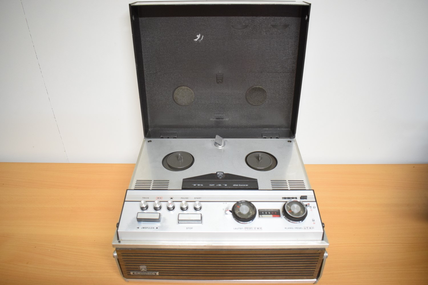 Grundig TK241 Tape Recorder